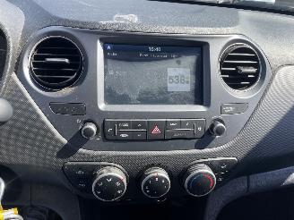 Hyundai I-10 1.0i Comfort picture 18