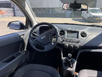 Hyundai I-10 1.0i Comfort picture 12