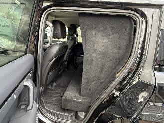 Landrover Defender Urban package 2.0 D240 110 SE picture 11