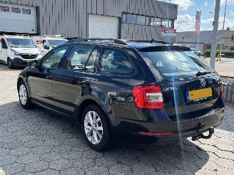 Skoda Octavia Combi 1.0 TSI Greentech Business Edition picture 6