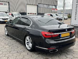 krockskadad bil auto BMW 7-serie 740Le iPerformance High Executive 2017/8
