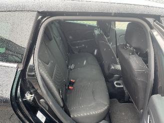 Renault Clio Estate 0.9 TCe Limited picture 11