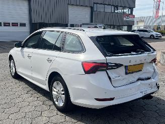 Skoda Octavia Combi 1.0 TSI Ambition picture 6