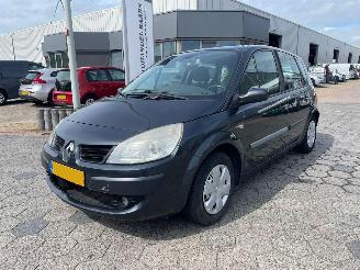 krockskadad bil auto Renault Scenic 1.6-16V Business Line 2008/5