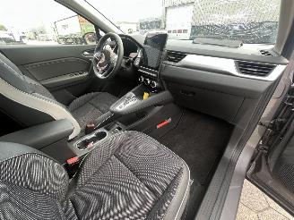 Renault Captur 1.3 TCe 140 Initiale Paris picture 15