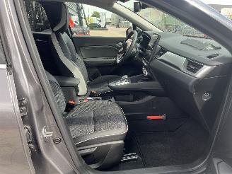 Renault Captur 1.3 TCe 140 Initiale Paris picture 14