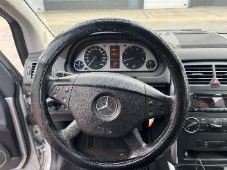 Mercedes B-klasse 170 AUTOMAAT picture 13