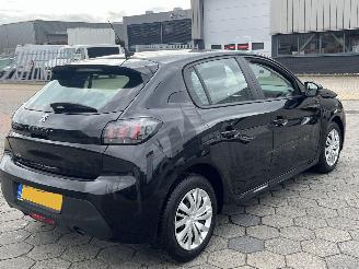 Peugeot 208 1.2 PureTech Active picture 4