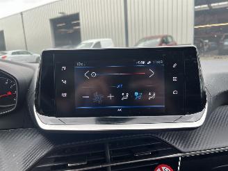 Peugeot 208 1.2 PureTech Active picture 20