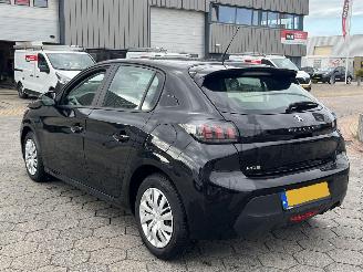 Peugeot 208 1.2 PureTech Active picture 6