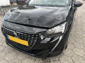 Peugeot 208 1.2 PureTech Active picture 9