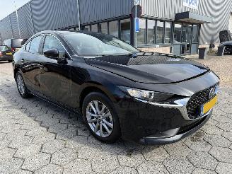 Avarii autoturisme Mazda 3 2.0 e-SkyActiv-G M Hybrid 122 Comfort 2022/3