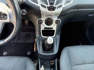 Ford Fiesta 1.6 TDCi ECOnetic Titanium picture 19