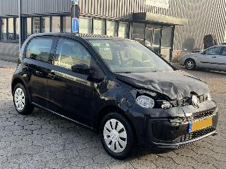 Volkswagen Up! 1.0 BMT move up! picture 3