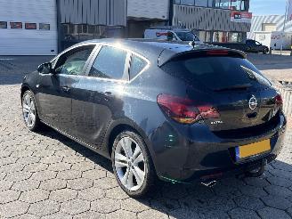Opel Astra 1.4 Turbo GT picture 6