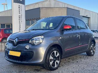 Vaurioauto  passenger cars Renault Twingo 1.0 SCe Collection 2019/2