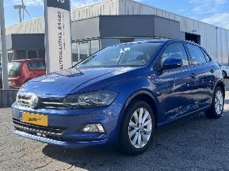 krockskadad bil auto Volkswagen Polo 1.0 TSI Highline Business R 2020/1