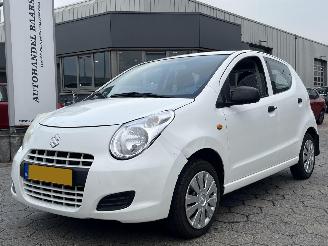 damaged passenger cars Suzuki Alto 1.0 Comfort VVT 2012/11