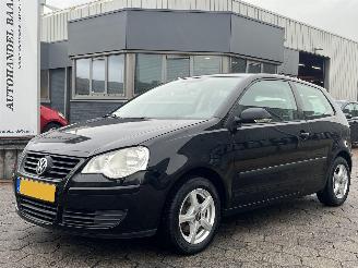 krockskadad bil auto Volkswagen Polo 1.2 Easyline 2008/6
