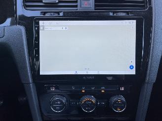 Volkswagen Golf 1.2 TSI Highline picture 17