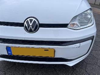 Volkswagen Up! 1.0 picture 10