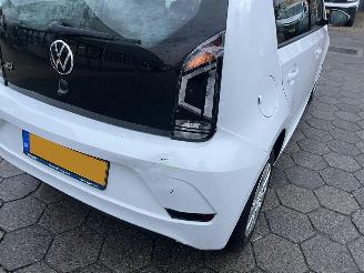 Volkswagen Up! 1.0 picture 9