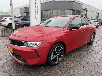 skadebil auto Opel Astra 1.2 Elegance 2023/3