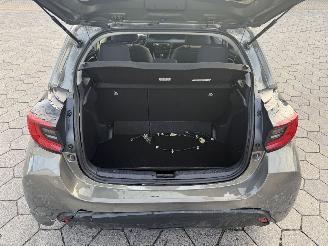 Toyota Yaris 1.5 Hybrid Dynamic picture 11