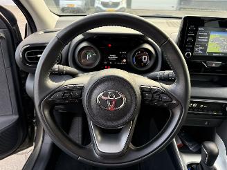 Toyota Yaris 1.5 Hybrid Dynamic picture 17