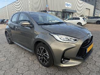 Toyota Yaris 1.5 Hybrid Dynamic picture 3