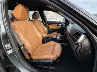 BMW 3-serie 320i Corporate High Executive picture 13