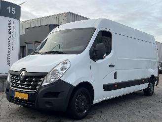 krockskadad bil bedrijf Renault Master T35 2.3 dCi L3H3 2015/1