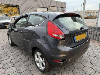 Ford Fiesta 1.25 Titanium picture 6
