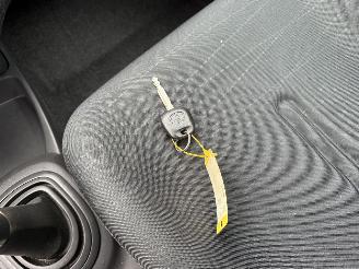 Toyota Yaris 1.0 VVTi Terra picture 21