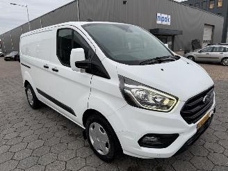 Ford Transit Custom 320 2.0 TDCI L1H2 Limited picture 4