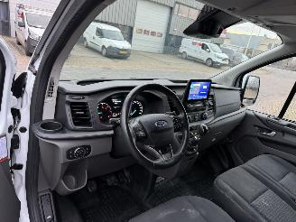 Ford Transit Custom 320 2.0 TDCI L1H2 Limited picture 12