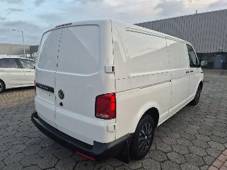 Volkswagen Transporter T6 150pk automaat picture 4