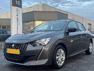 krockskadad bil auto Peugeot 208 1.2 PureTech Active 2022/10