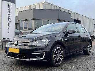 damaged passenger cars Volkswagen Golf e-Golf 100KW 2019/4