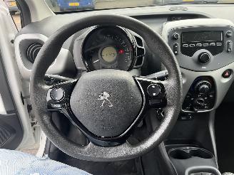 Peugeot 108 1.0 e-VTi Active picture 16