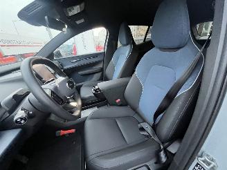 Volvo EX30 Single Motor Plus 51 kWh picture 16