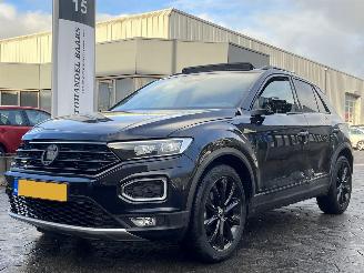 damaged passenger cars Volkswagen T-Roc 1.5 TSI Sport 2021/1