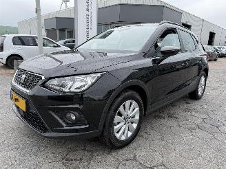 skadebil auto Seat Arona 1.0 TSI Style Business Intense 2021/1