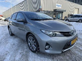 Toyota Auris 1.8 Hybrid Executive picture 3