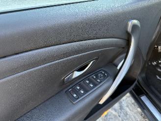 Renault Mégane Estate 1.4 TCe Dynamique picture 11