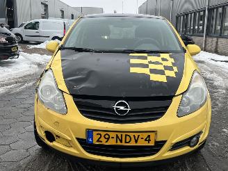 Opel Corsa 1.4-16V Color Edition picture 2