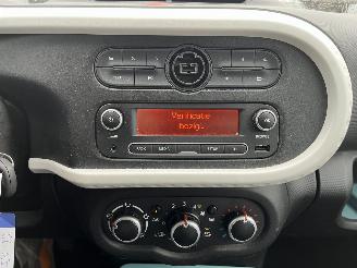 Renault Twingo 1.0 SCe Collection picture 17