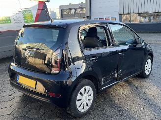 Volkswagen Up! 1.0 BMT move up! picture 4