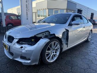 Voiture accidenté BMW 3-serie Coupé 325d 2008/7