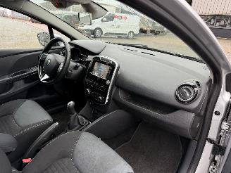 Renault Clio Estate 0.9 TCe Dynamique picture 18